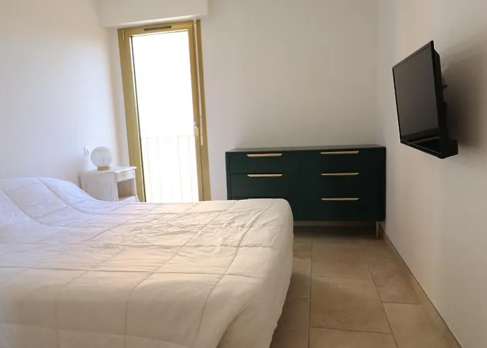 Apartment Sublime Avec Parking Sur Ajaccio (Corsica)